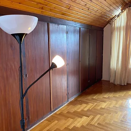 Luxury 3 Bedroom Vila In A Forest 10Min Drive From City Center Boedapest Buitenkant foto