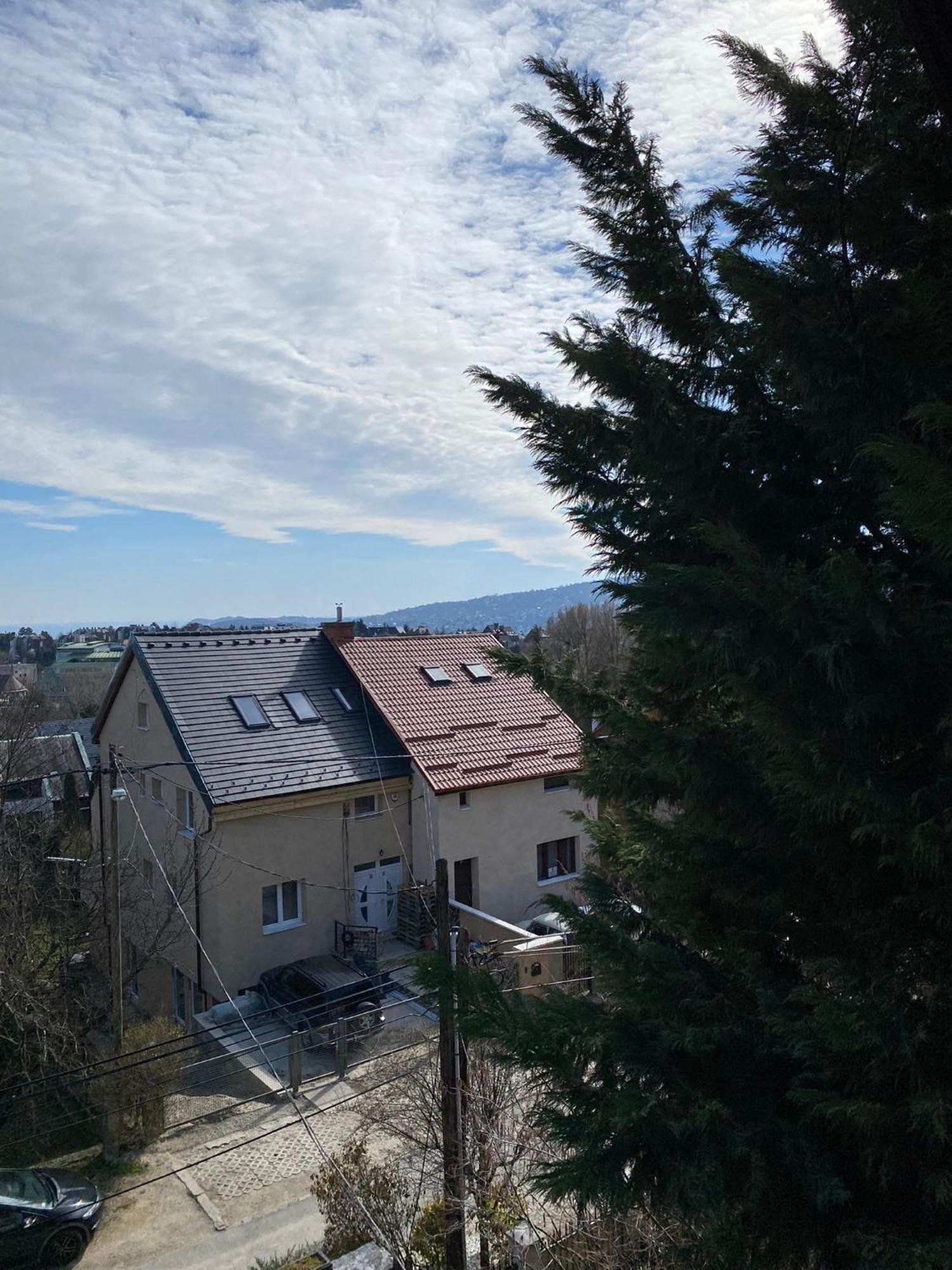 Вилла Luxury 3 Bedroom In A Forest 10min Drive From Center Будапешт