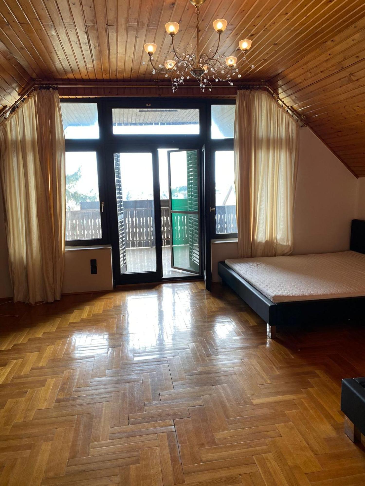 Luxury 3 Bedroom In A Forest 10min Drive From Center