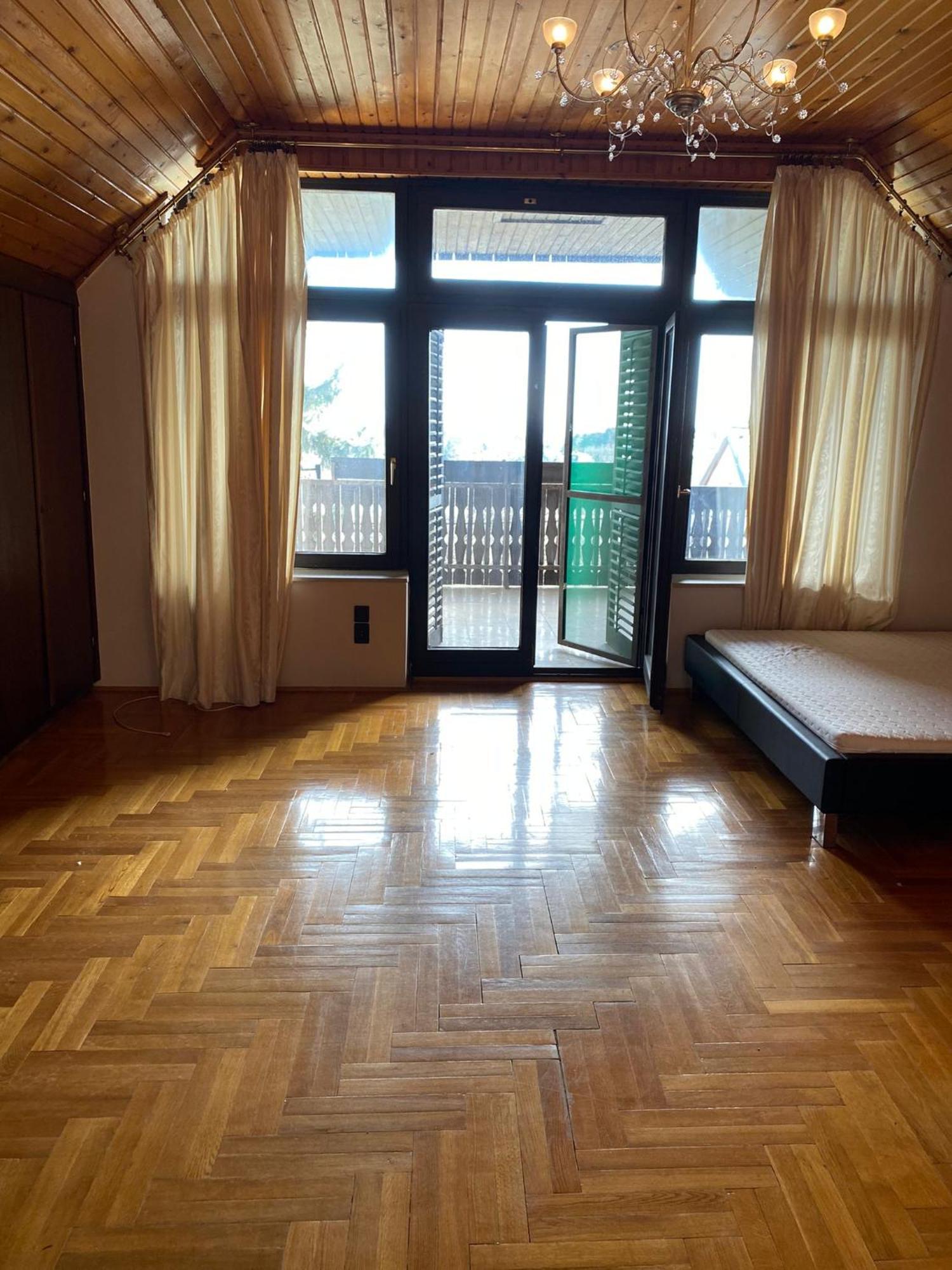 Luxury 3 Bedroom In A Forest 10min Drive From Center Вилла