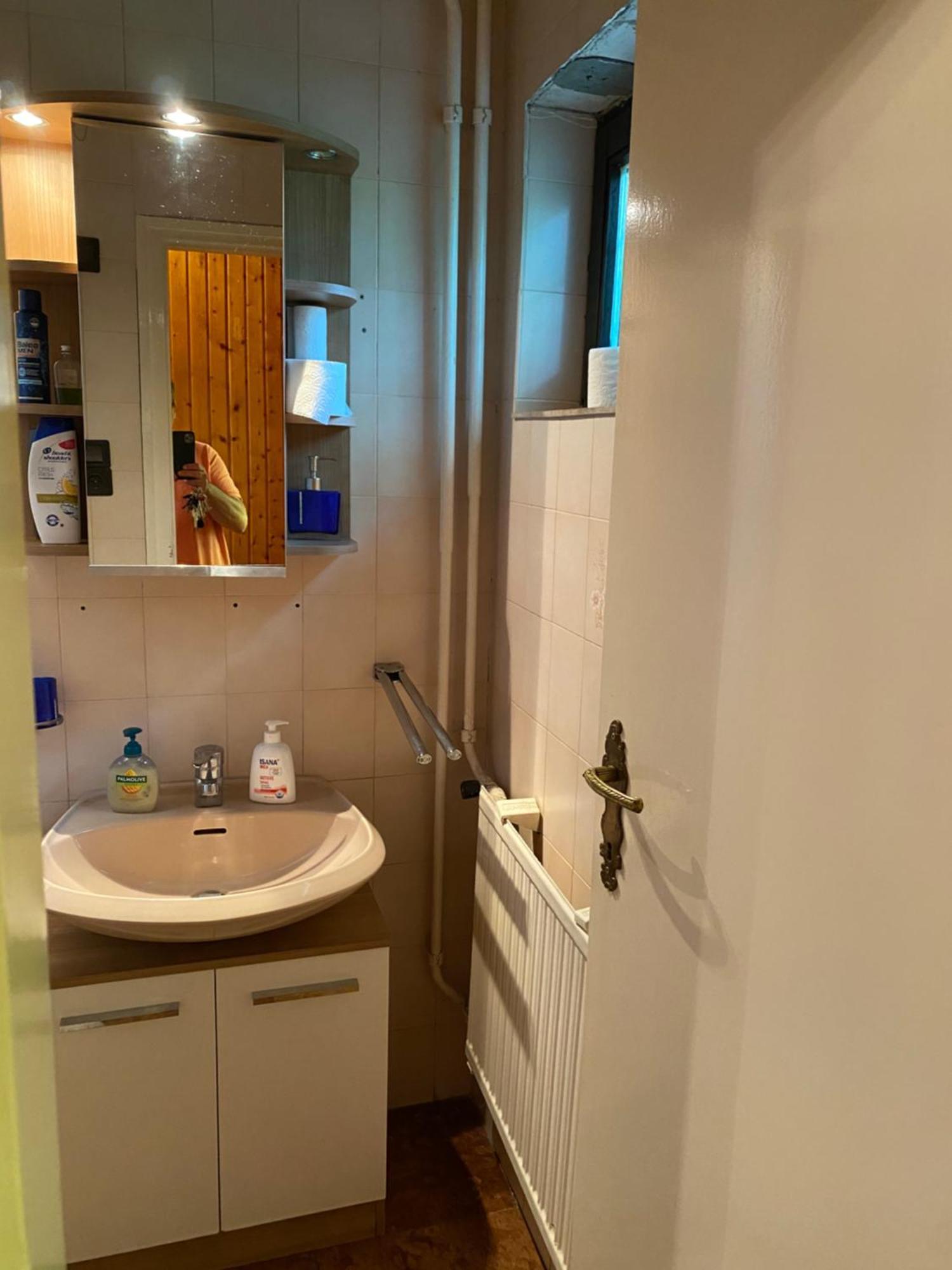Luxury 3 Bedroom In A Forest 10min Drive From Center Будапешт