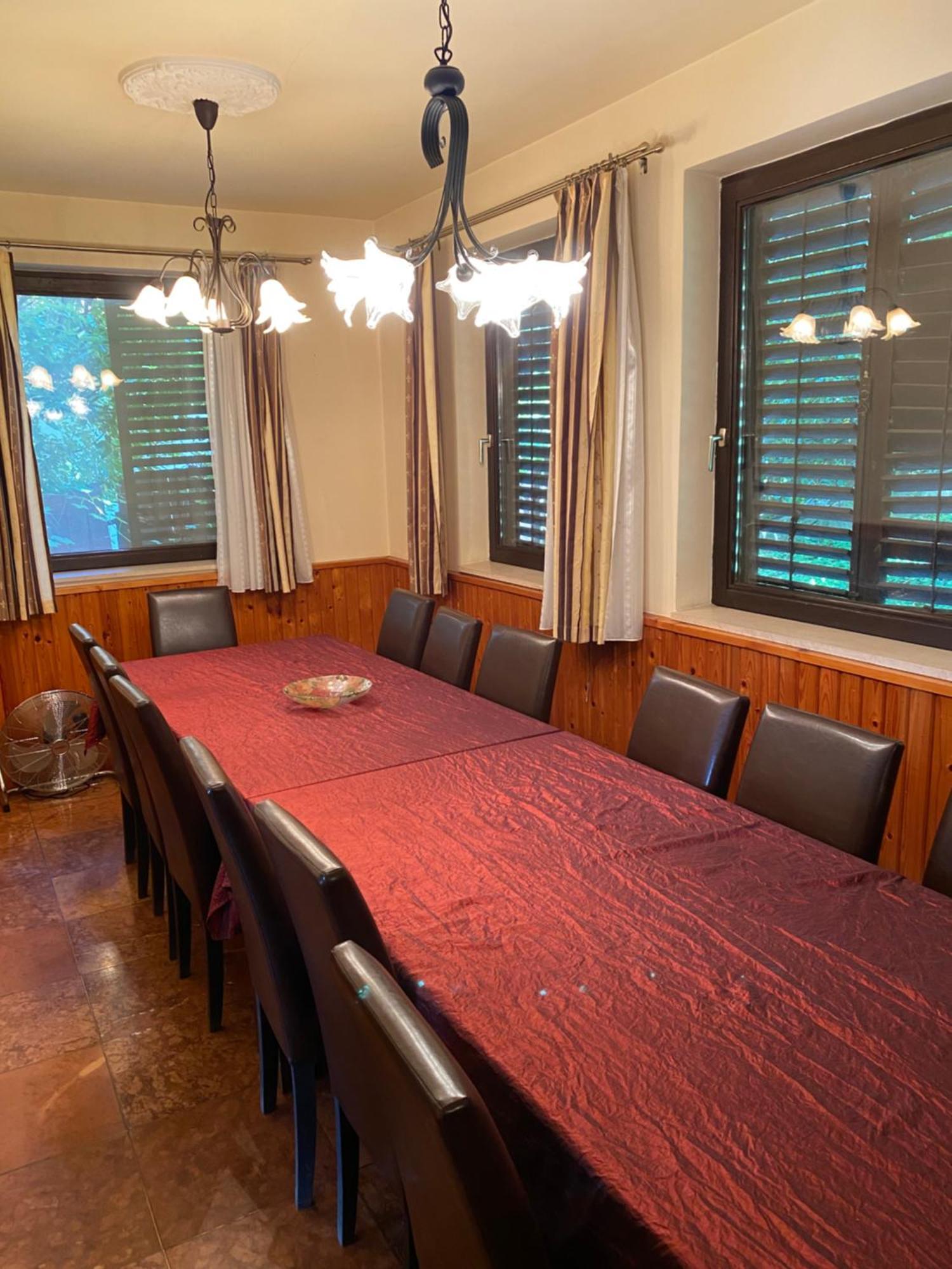 Luxury 3 Bedroom In A Forest 10min Drive From Center * Будапешт